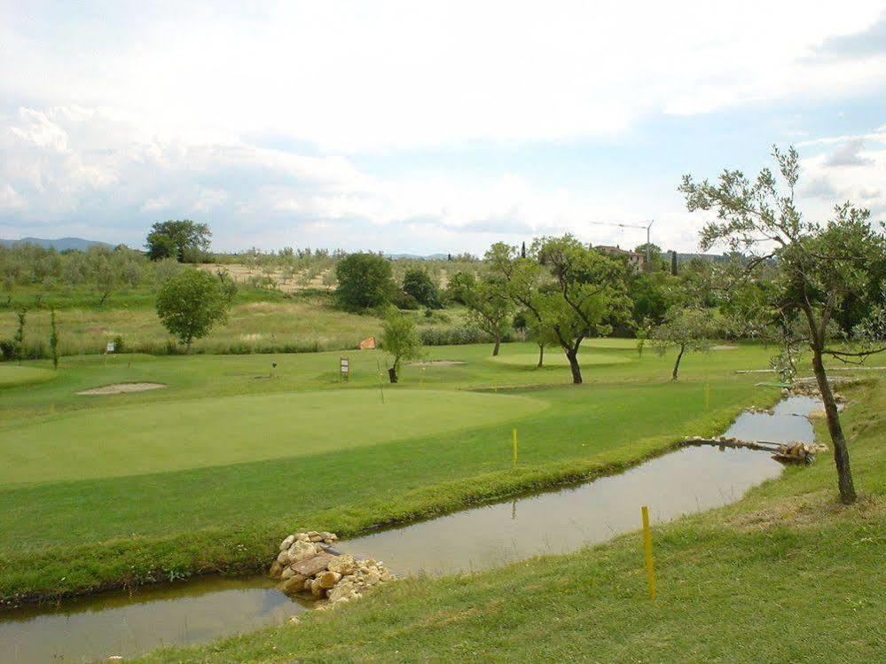 Residence Golf Club Ristorante Centanni Баньо-а-Риполи Экстерьер фото